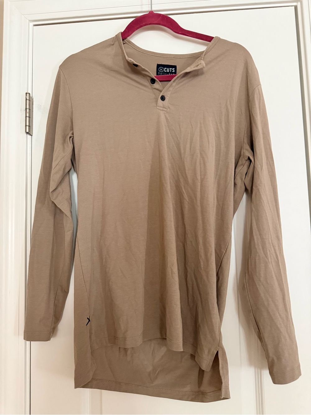 Men's Long-Sleeve Henley Shirt in Tan